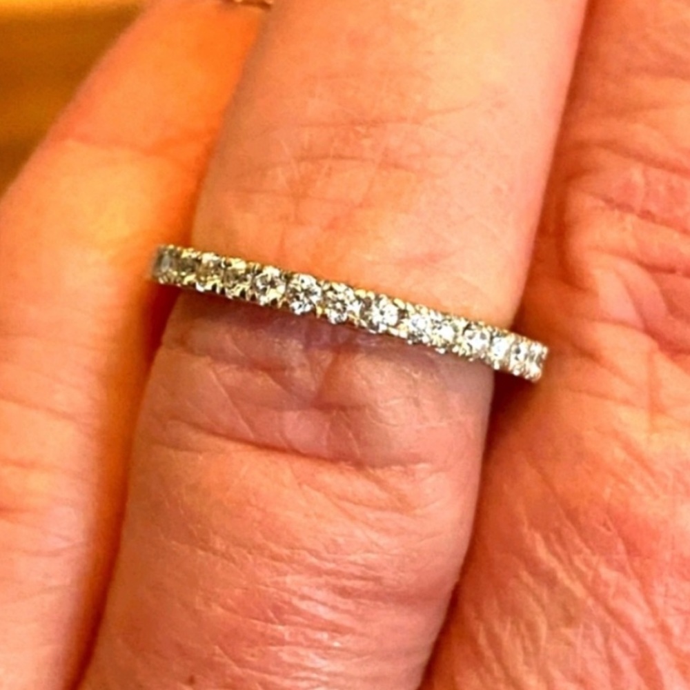 18k solid white gold diamonds ring - Picture 4 of 14